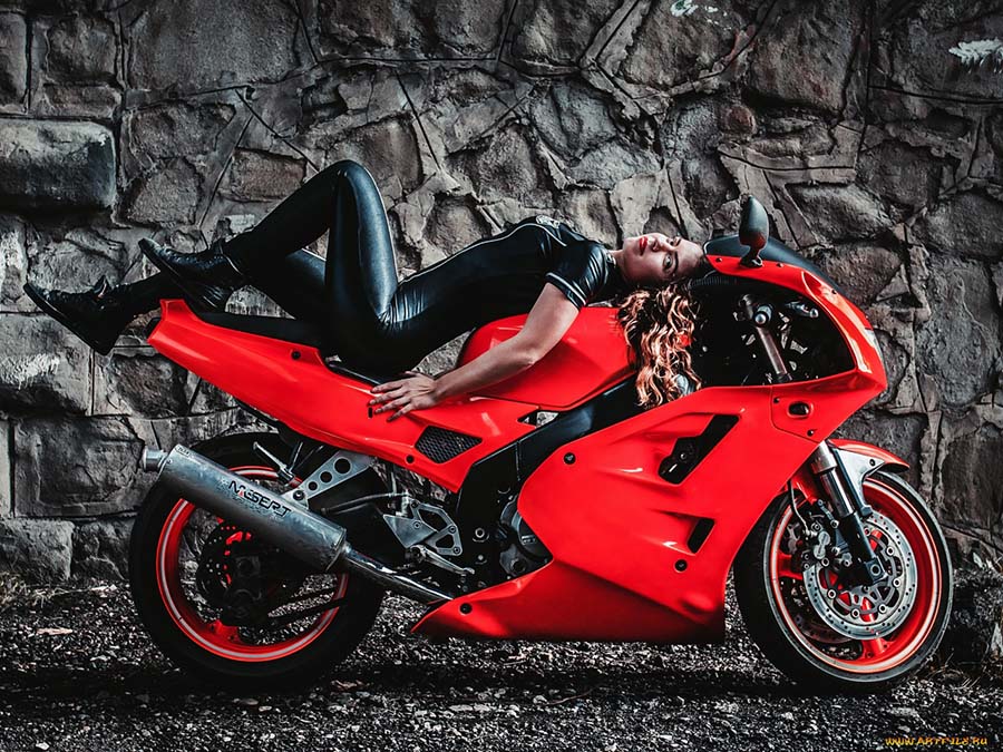 Beautiful girl Beautiful girls and motorcycles in St. Georges