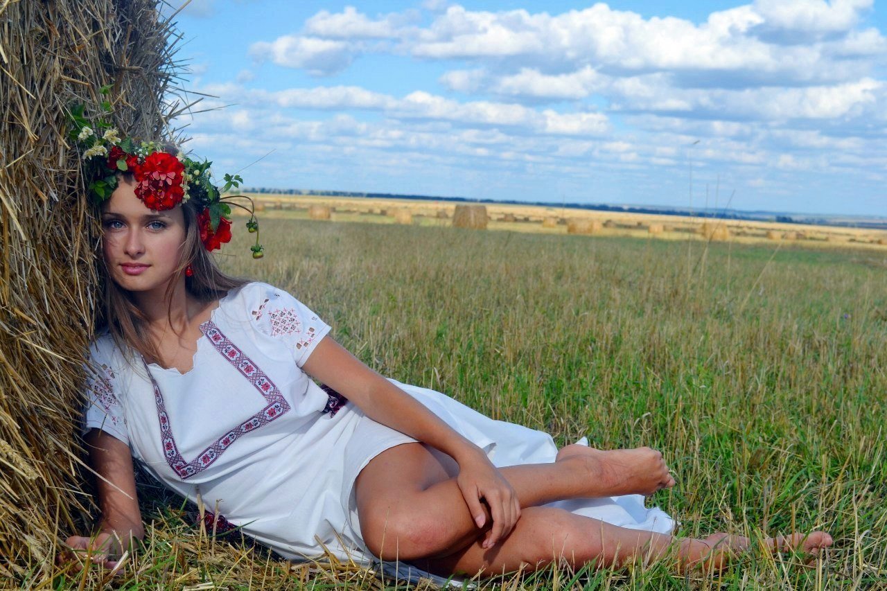 Slavic girls in St. Georges